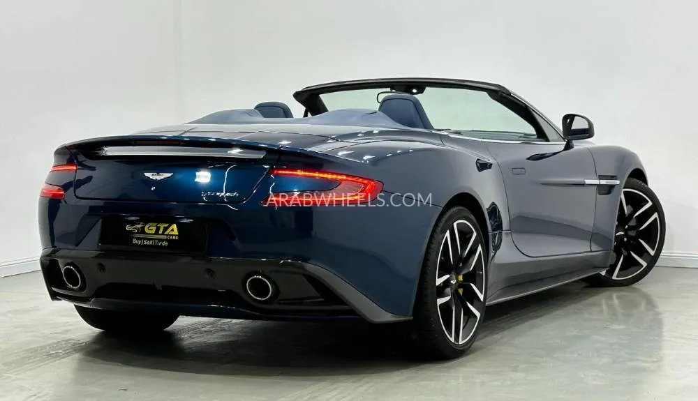Aston Martin Vanquish 2015 for Sale in Dubai Image-4