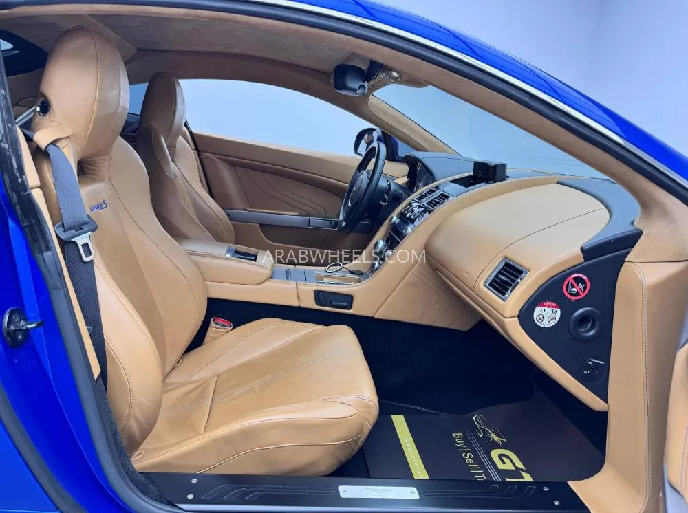 Aston Martin Vantage 2015 for Sale in Dubai Image-15