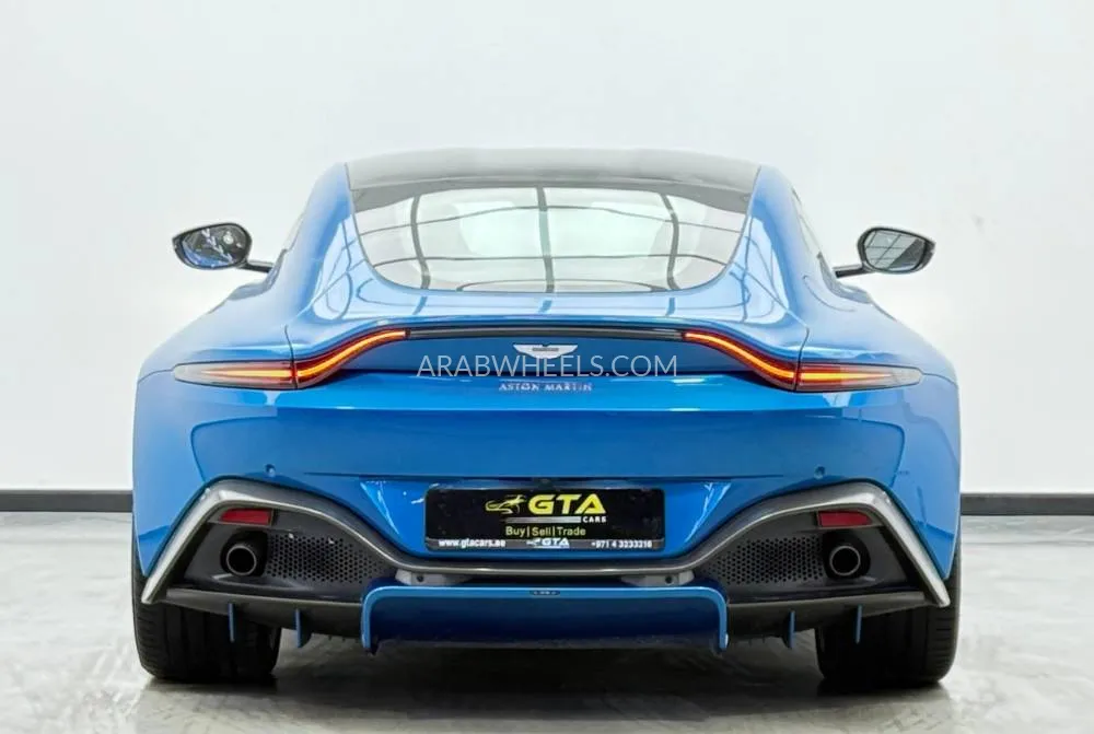 Aston Martin Vantage 2020 for Sale in Dubai Image-5
