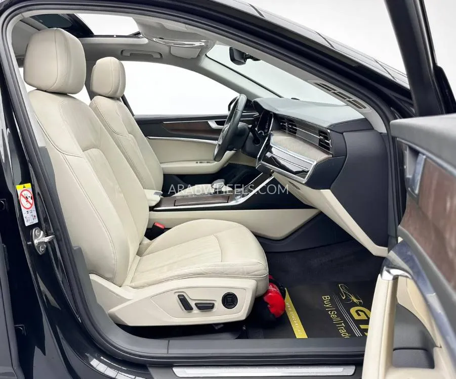 Audi A6 2020 for Sale in Dubai Image-17