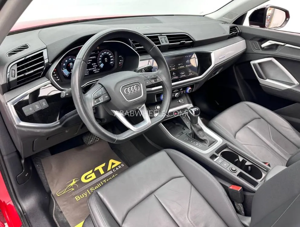 Audi Q3 2024 for Sale in Dubai Image-9