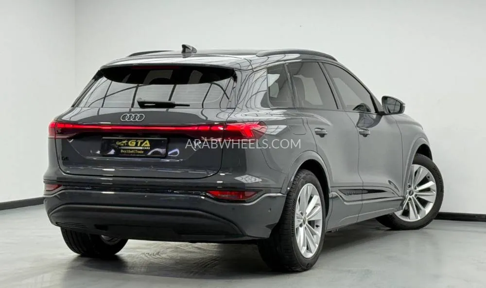 Audi Q6 e-tron 2025 for Sale in Dubai Image-4