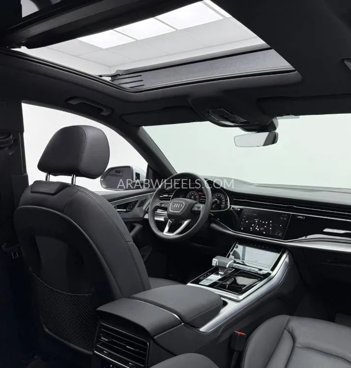 Audi Q8 2023 for Sale in Dubai Image-12