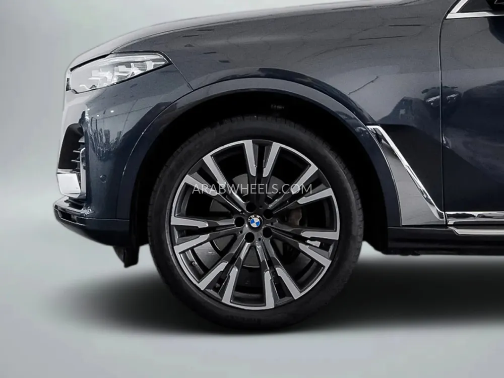 BMW X7 2021 for Sale in Dubai Image-6