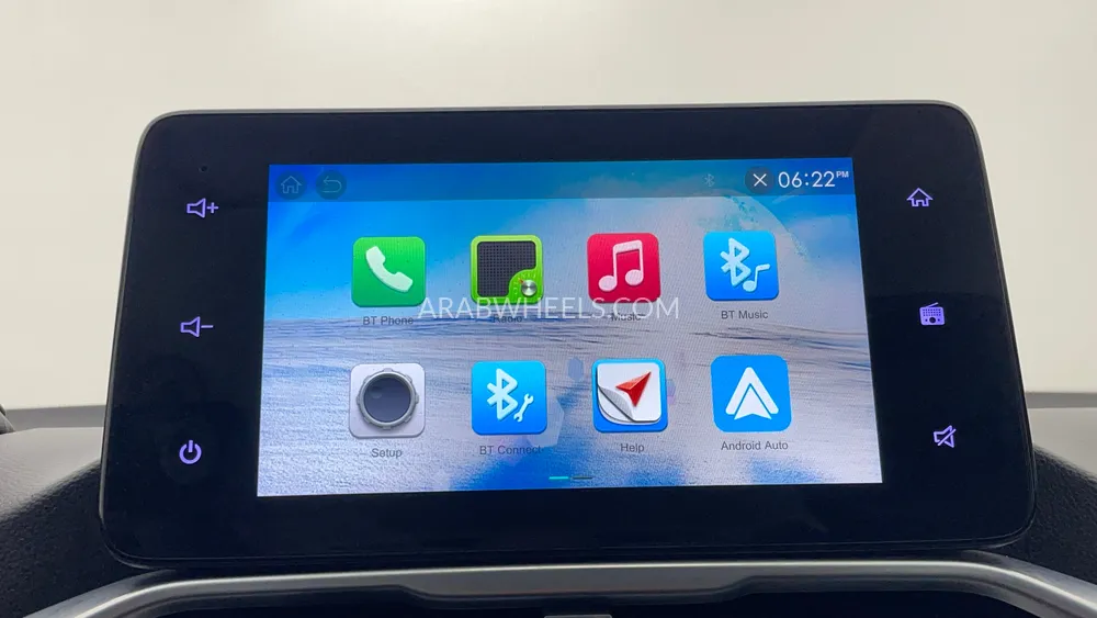 Chevrolet Captiva 2023 for Sale in Dubai Image-36