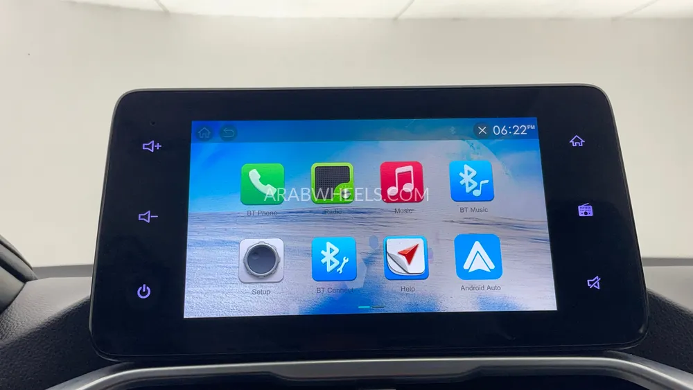 Chevrolet Captiva 2023 for Sale in Dubai Image-37