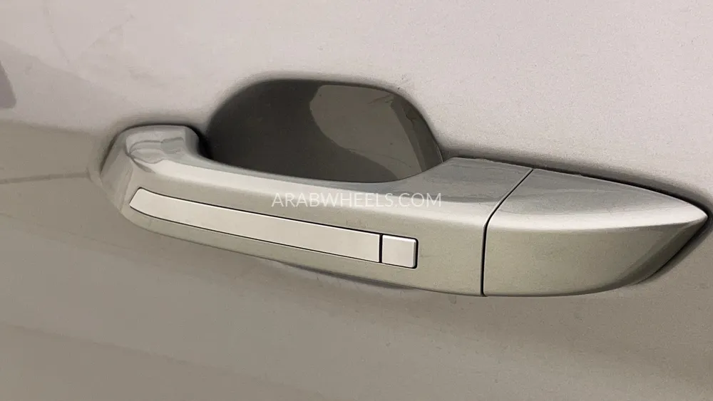 Chevrolet Captiva 2023 for Sale in Dubai Image-42