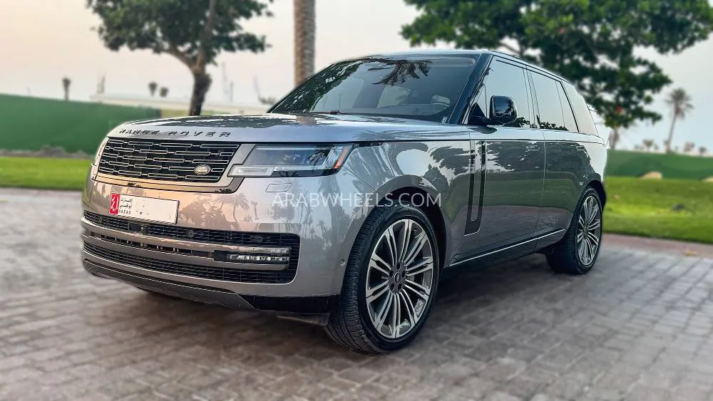 Land Rover Range Rover 2023 for Sale in Dubai Image-3