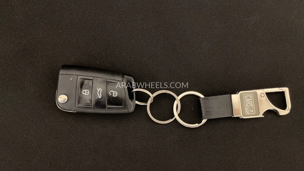 Volkswagen T Roc 2021 for Sale in Dubai Image-25