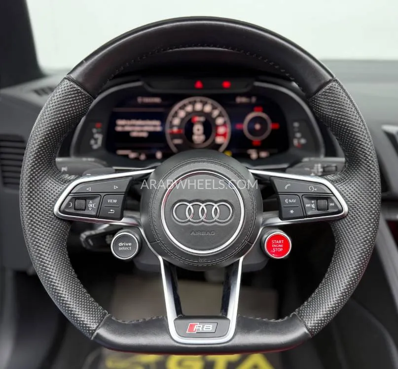 Audi R8 2022 for Sale in Dubai Image-8