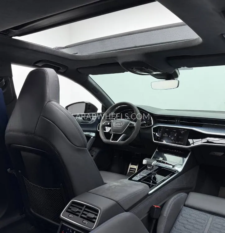 Audi RS 7 2025 for Sale in Dubai Image-11