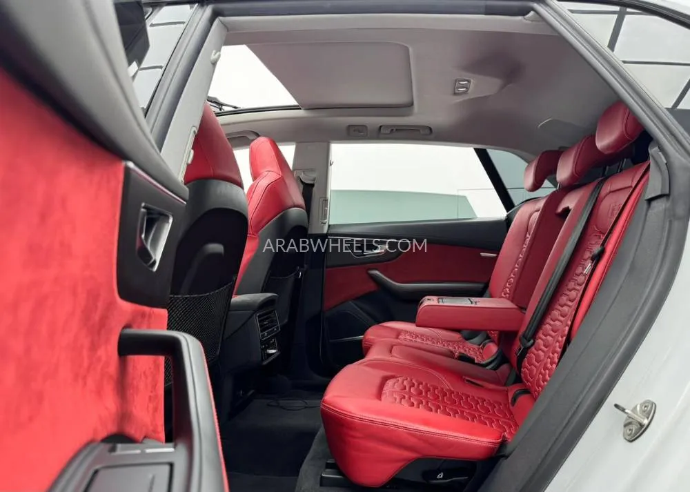 Audi RS Q8 2021 for Sale in Dubai Image-13