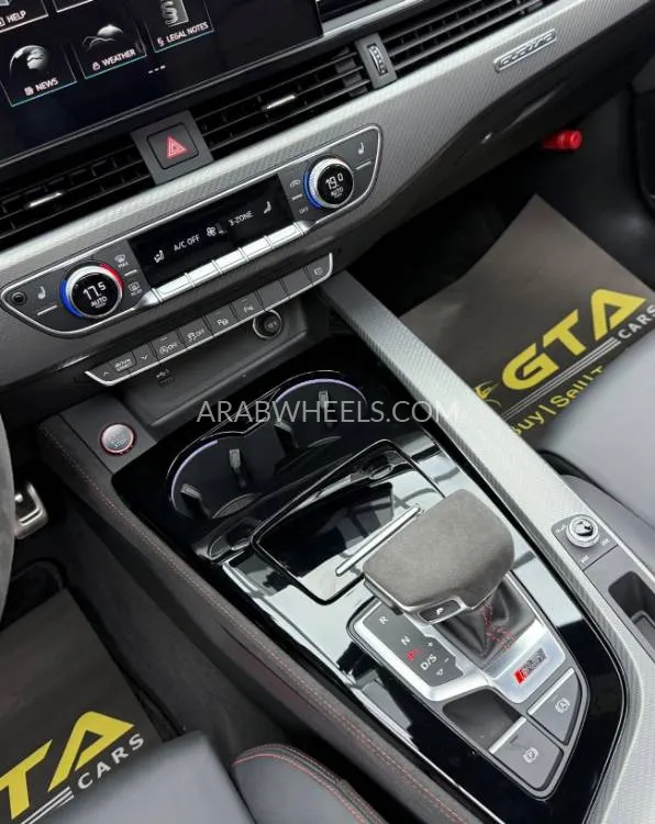 Audi RS4 2023 for Sale in Dubai Image-17