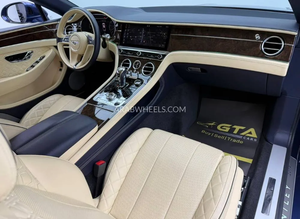 بينتلي كونتيننتال GT 2019 for Sale in دبي Image-10