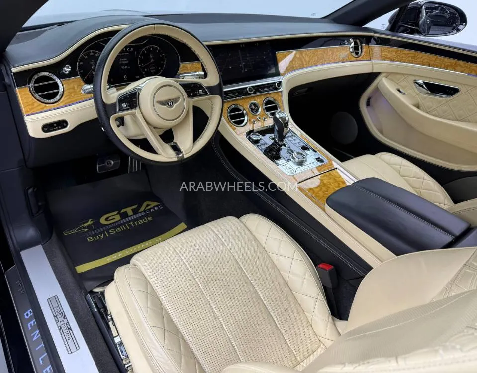 Bentley Continental GT 2019 for Sale in Dubai Image-10