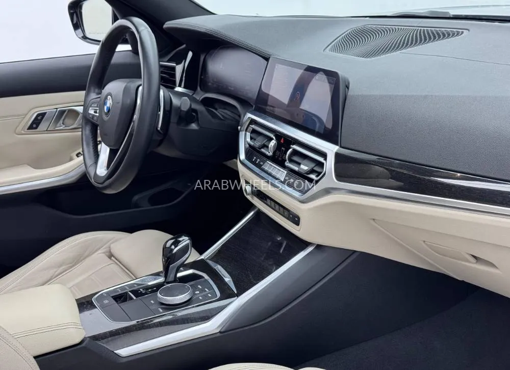 BMW 3 series 2019 for Sale in Dubai Image-15