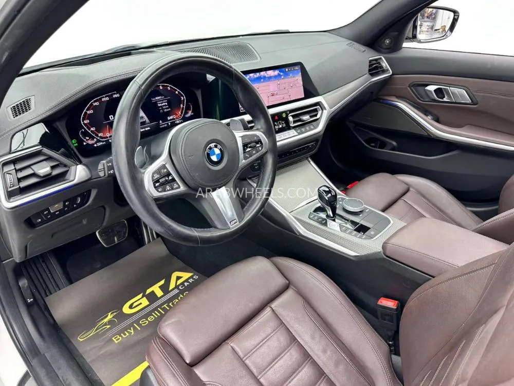 BMW 3 series 2021 for Sale in Dubai Image-9