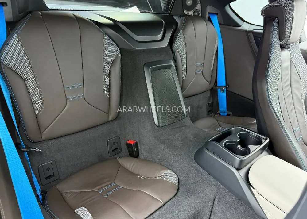 BMW i8 2015 for Sale in Dubai Image-17