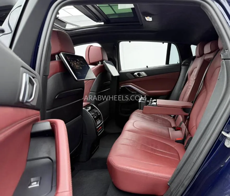 BMW X6 2022 for Sale in Dubai Image-18