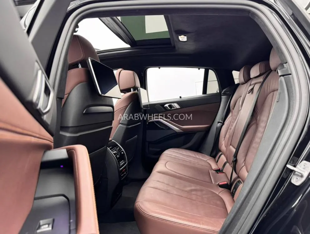 BMW X6 2022 for Sale in Dubai Image-13