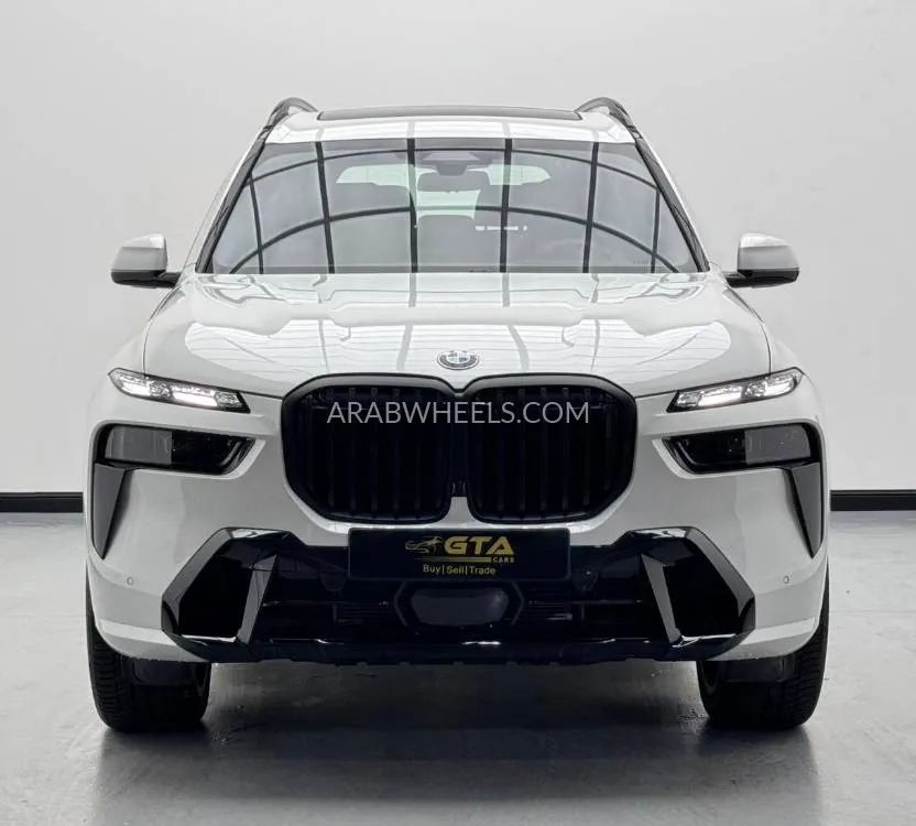 BMW X7 2025 for Sale in Dubai Image-2