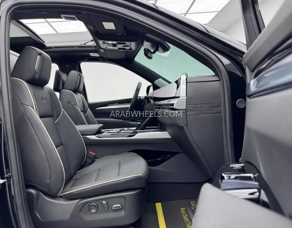 Cadillac Escalade 2025 for Sale in Dubai Image-12