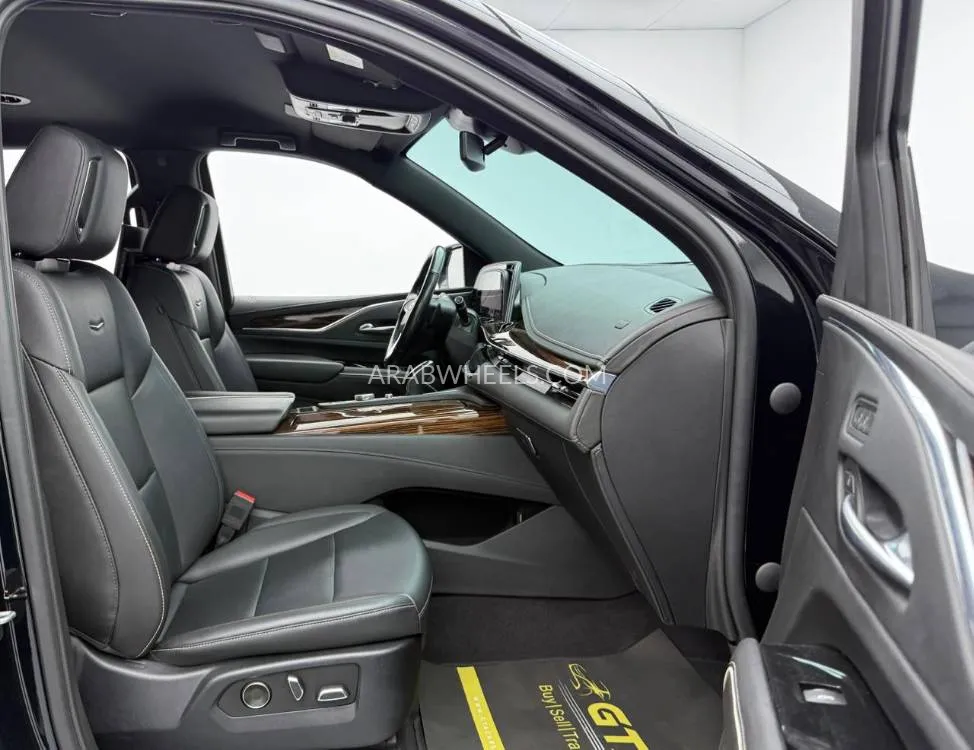 Cadillac Escalade 2021 for Sale in Dubai Image-19