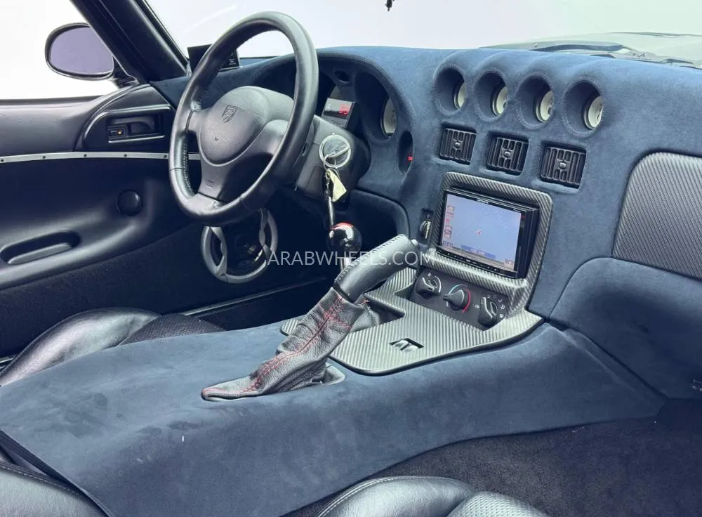 دودج ڤايبر 1996 for Sale in دبي Image-8