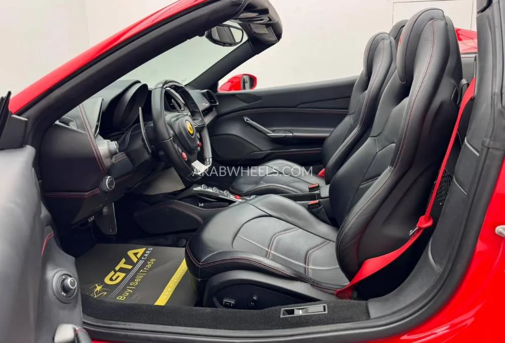 Ferrari 488 2017 for Sale in Dubai Image-10