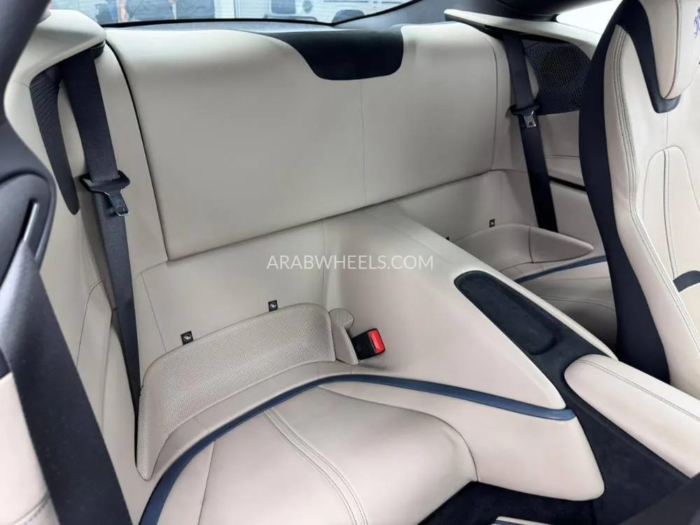 Ferrari Roma 2024 for Sale in Dubai Image-14