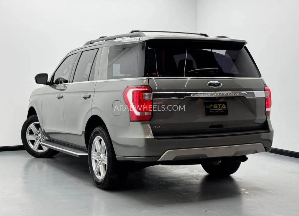 Ford Expedition 2019 for Sale in Dubai Image-6