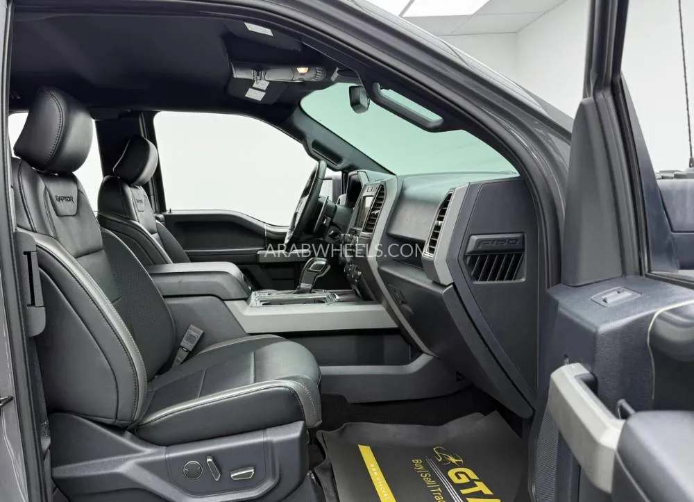 Ford F 150 2020 for Sale in Dubai Image-9