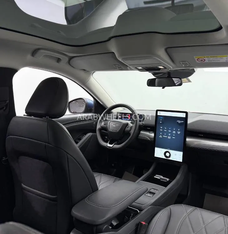 فورد موستانج 2022 for Sale in دبي Image-12