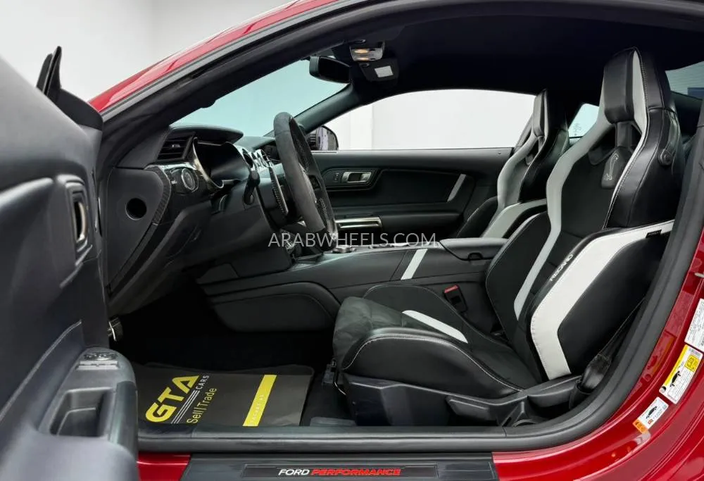 Ford Mustang 2020 for Sale in Dubai Image-8