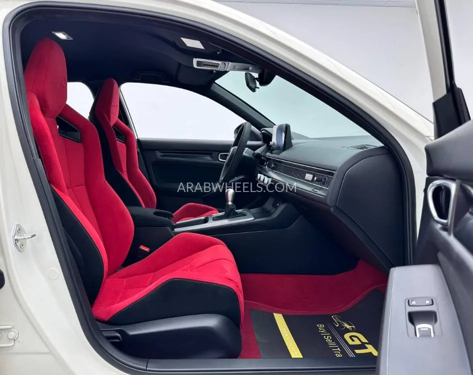 هوندا سيفيك 2024 for Sale in دبي Image-18