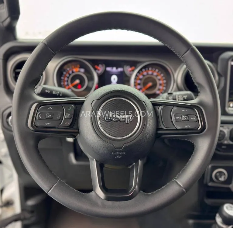 Jeep Wrangler 2023 for Sale in Dubai Image-8