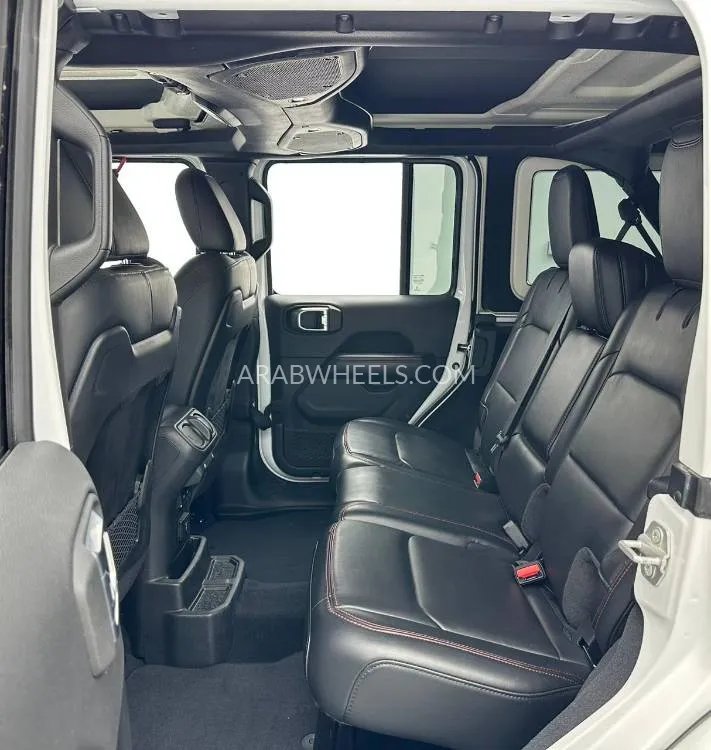 جيب رانجلر 2024 for Sale in دبي Image-15