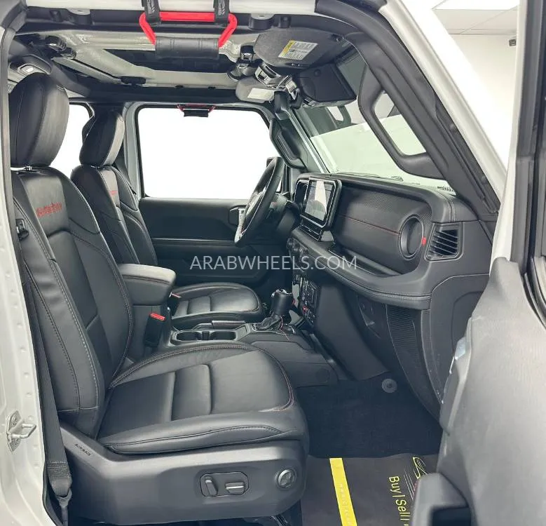 جيب رانجلر 2024 for Sale in دبي Image-16