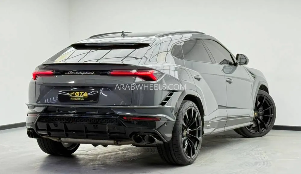 Lamborghini Urus 2023 for Sale in Dubai Image-6