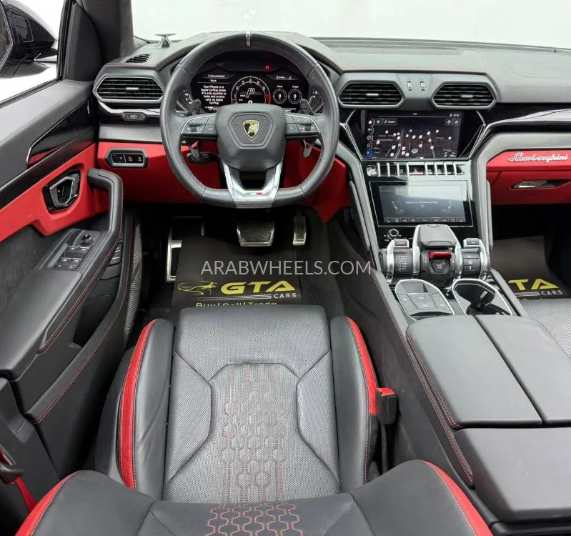 Lamborghini Urus 2023 for Sale in Dubai Image-8