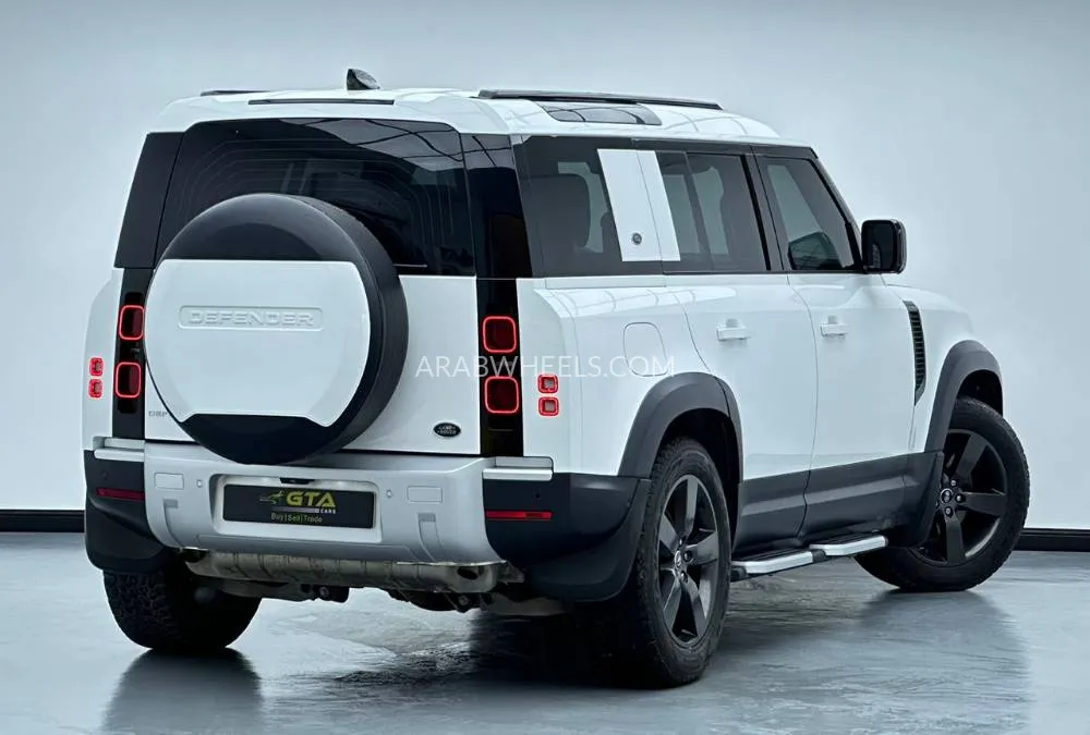 Land Rover Defender 2022 for Sale in Dubai Image-4