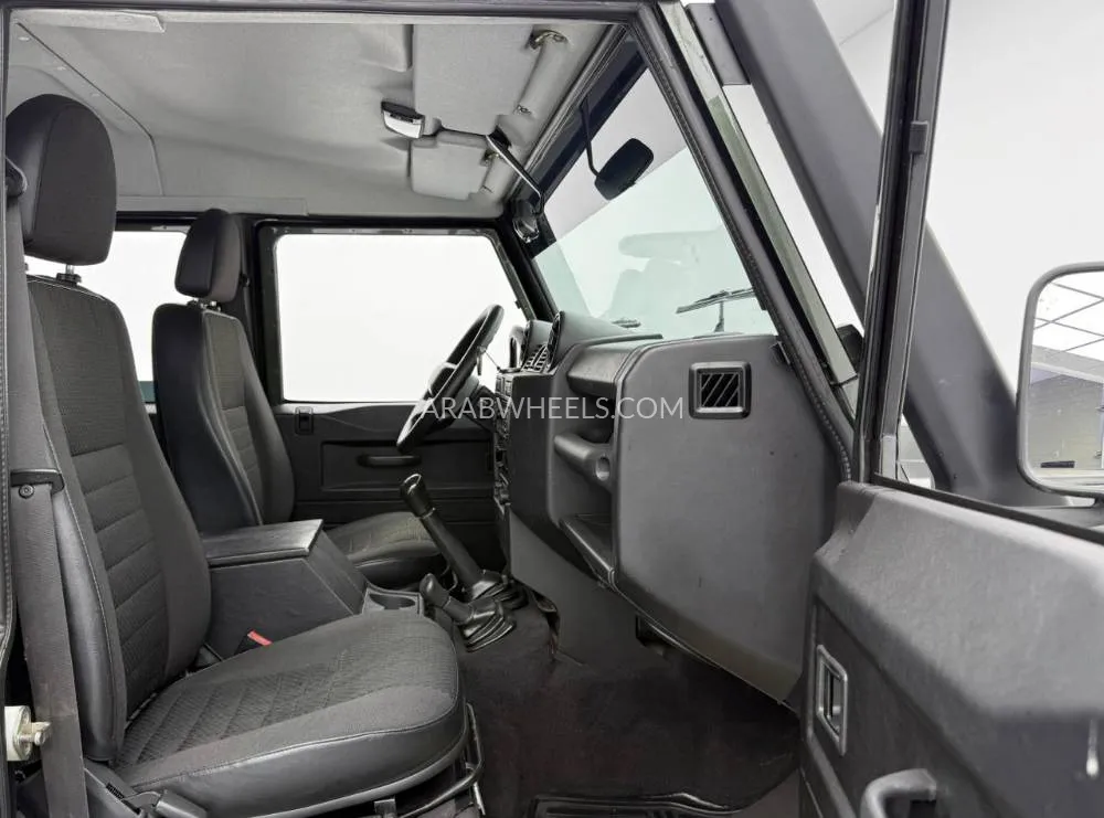 Land Rover Defender 2008 for Sale in Dubai Image-10