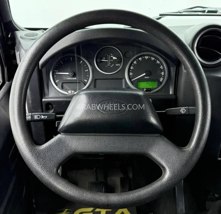 Land Rover Defender 2008 for Sale in Dubai Image-15