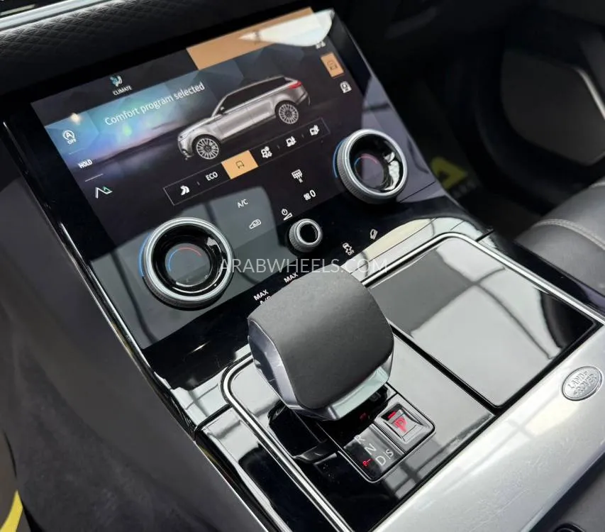 لاند روفر رينج روفر فيلار 2021 for Sale in دبي Image-16