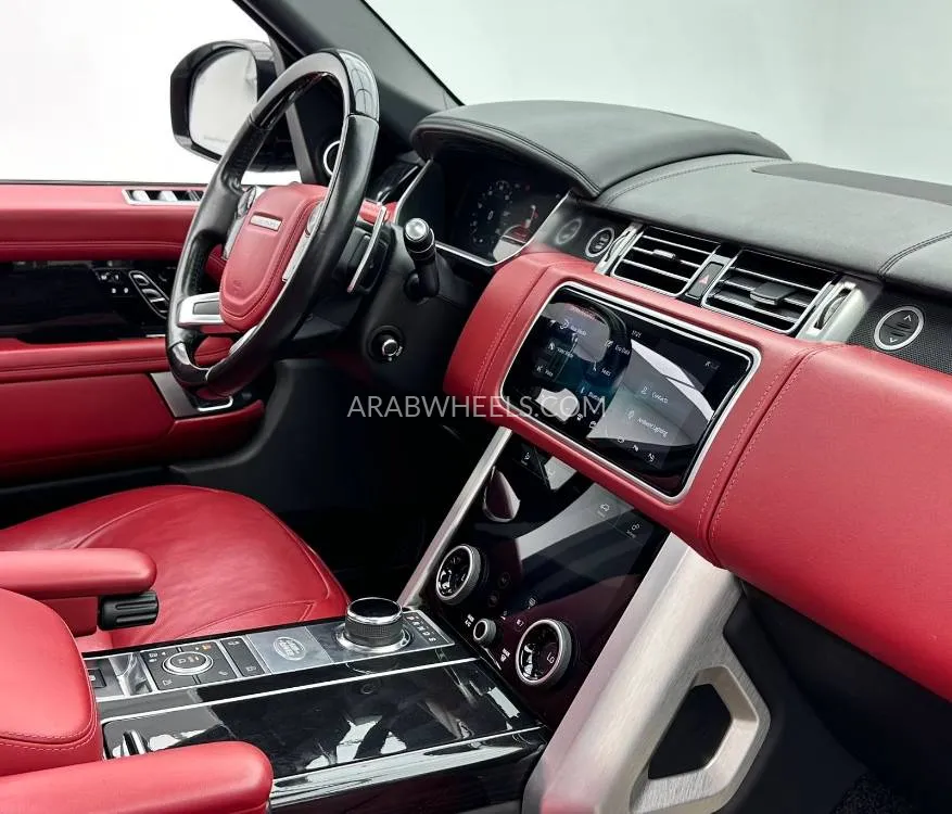 Land Rover Range Rover 2020 for Sale in Dubai Image-12