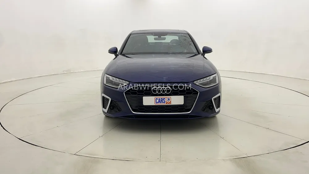 Audi A4 2023 for Sale in Dubai Image-8