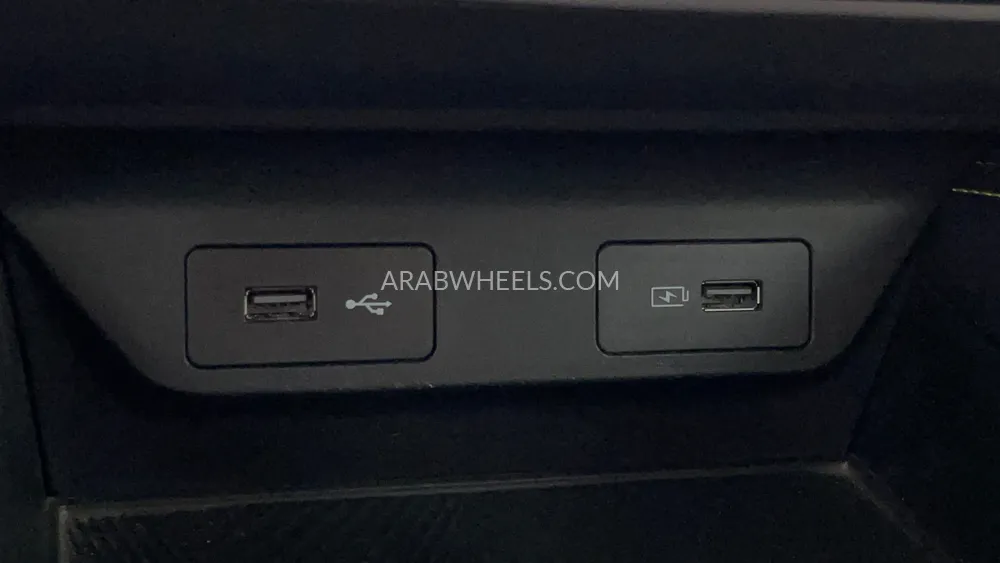 Geely Coolray 2025 for Sale in Dubai Image-44