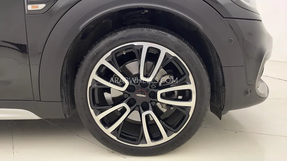 ميني كانتريمان 2023 for Sale in دبي Image-10