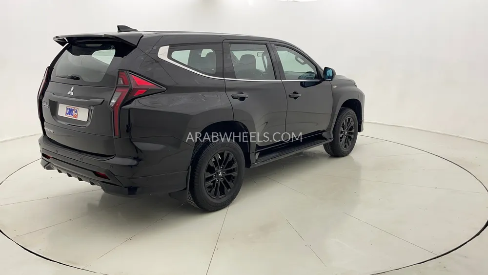 ميتسوبيشي مونتيرو سبورت 2022 for Sale in دبي Image-3