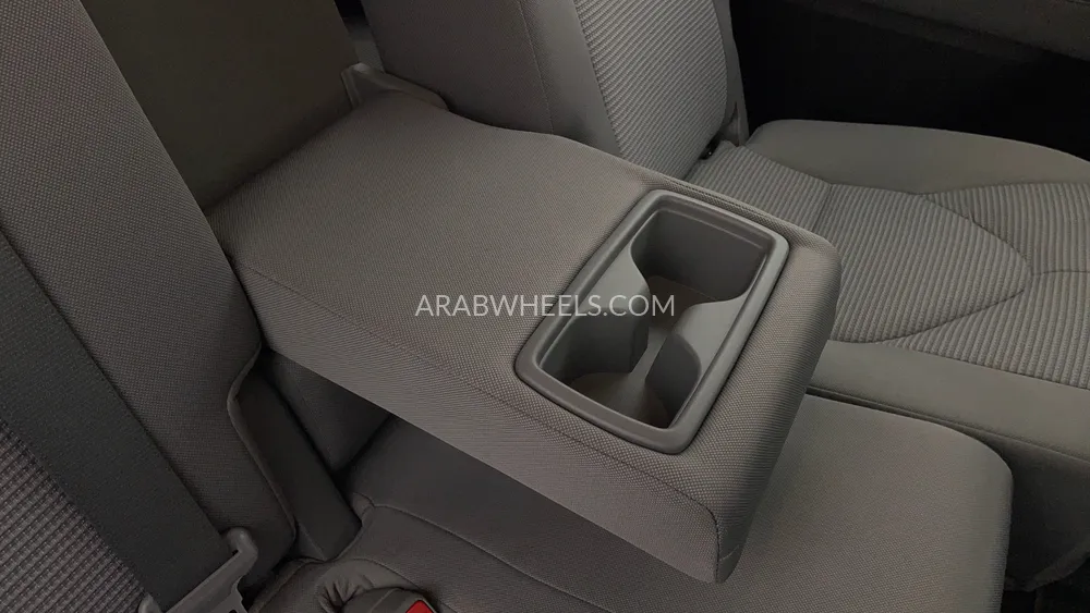 Toyota Highlander 2023 for Sale in Dubai Image-38